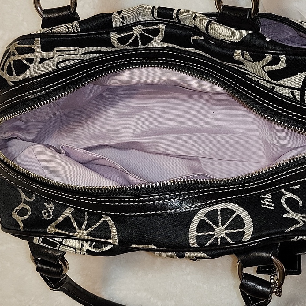Coach Y2K Fashion Bug Horse Carriage Soho/Shoulder Bag Black and Cream - Picture 8 of 16